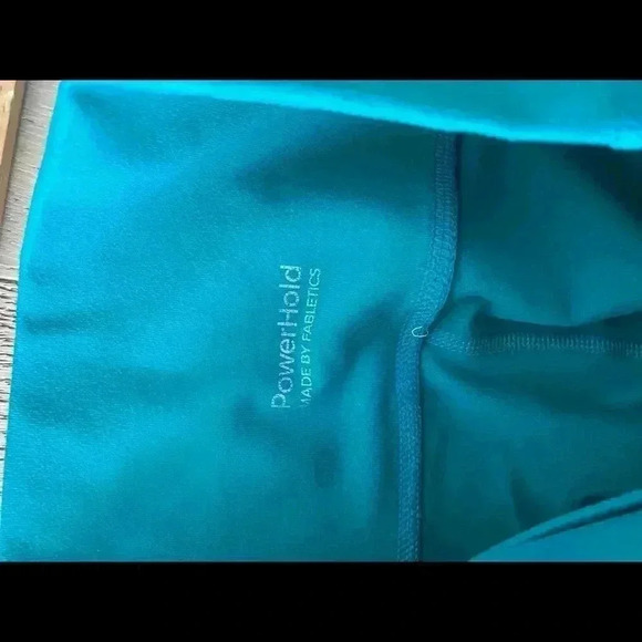 Fabletics power hold on the go high waisted legging dark jade wild nectar fiesta - Picture 5 of 7